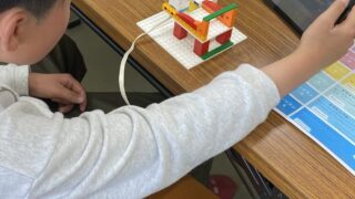 レゴブロックでロボットプログラミング